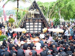 Melihat Seren Taun, Puncak Upacara Adat di Kasepuhan Cisitu Lebak
