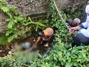 Warga Bogor Digegerkan Penemuan Mayat Janin Bayi Perempuan di Selokan