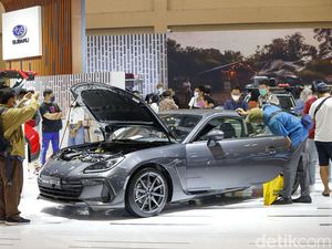Melihat Animo Tinggi Pengunjung Berburu Subaru di GIIAS 2022