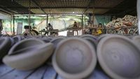 Intip Kerajinan Tanah Liat Made In Palestina