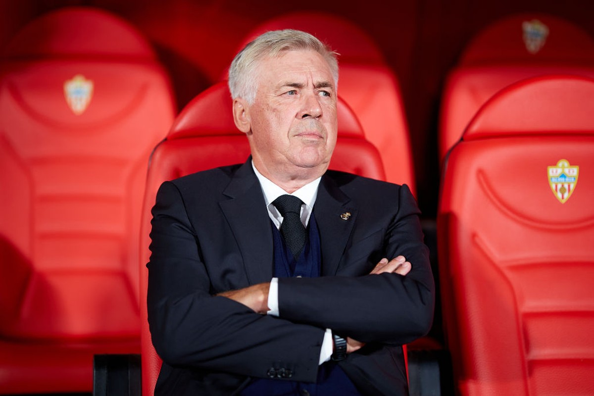 Carlo Ancelotti: Jersey Real Madrid Berat (Getty Images)