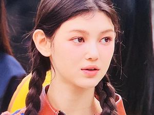 Potret Danielle NewJeans, Artis KPop Blasteran Viral Mirip Barbie Hsu Muda