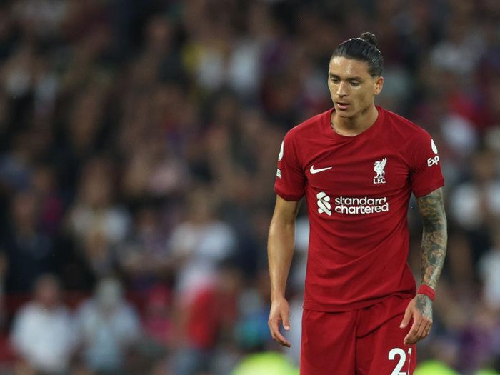 LIVERPOOL, ENGLAND - AUGUST 15: Darwin Nunez of Liverpool during the Premier League match between Liverpool FC and Crystal Palace at Anfield on August 15, 2022 in Liverpool, United Kingdom. (Photo by Robbie Jay Barratt - AMA/Getty Images)