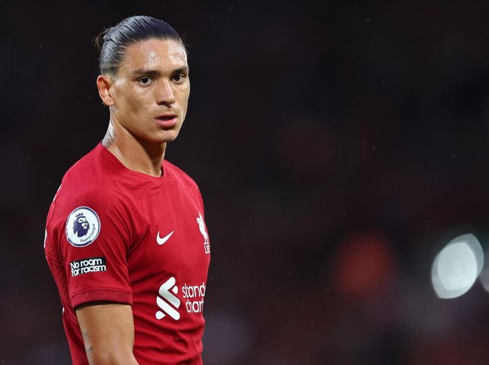 LIVERPOOL, ENGLAND - AUGUST 15: Darwin Nunez of Liverpool during the Premier League match between Liverpool FC and Crystal Palace at Anfield on August 15, 2022 in Liverpool, United Kingdom. (Photo by Robbie Jay Barratt - AMA/Getty Images)