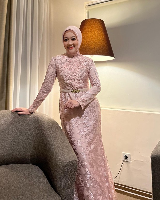 Deretan istri pejabat yang punya gaya modist,