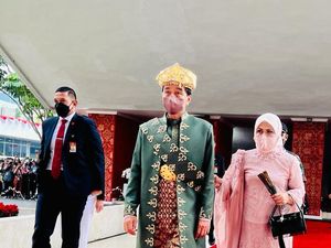 Melihat Reaksi Warga +62 untuk Baju Adat Pilihan Jokowi Melihat Reaksi Warga +62 untuk Baju Adat Pilihan Jokowi