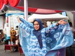 Anggunnya Kapolres Subang Dibalut Kebaya Jumputan