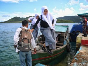Kisah Anak-anak di Anambas, Seberangi Lautan untuk Tetap Sekolah