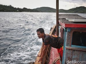 Perjuangan Guru di Tapal Batas Memerdekakan Pendidikan Anak Nelayan