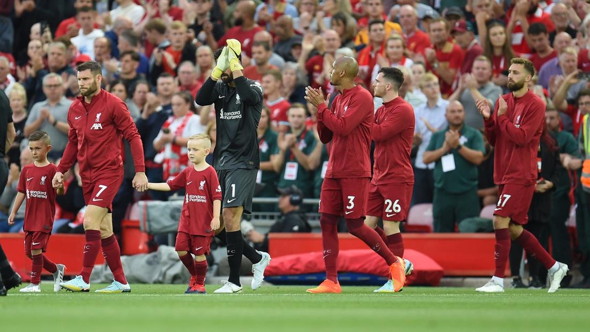 Liverpool belum menang, James Milner tak khawatir. (Foto: Liverpool FC via Getty Images/John Powell)