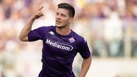 Frankfurt dulu rekrut Jovic dari Benfica seharga 22 juta Euro, sayangnya Jovic jadi pesakitan setelahnya karena gagal bersinar di Madrid dan akhirnya dijual cuma-cuma ke Fiorentina pada 2022, kini sedang memperkuat Milan (Getty)