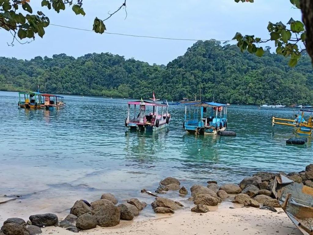 Harga Tiket untuk Menikmati Indahnya Pantai Kondang Merak Harga Tiket untuk Menikmati Indahnya Pantai Kondang Merak