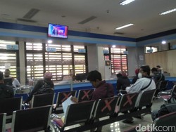 Pelayanan di Kantor Disdukcapil Bandung Barat Kembali Normal