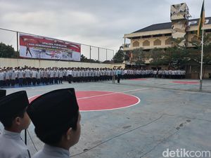 Gelar Upacara HUT RI, Upaya Ponpes Al-Mukmin Ngruki Hapus Stigma Radikal Gelar Upacara HUT RI, Upaya Ponpes Al-Mukmin Ngruki Hapus Stigma Radikal