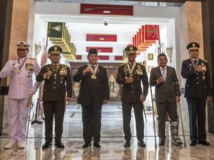 Momen Prabowo Terima 4 Bintang Kehormatan TNI