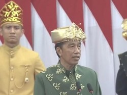 Senyum Jokowi dan Tepuk Tangan Warnai Pidato Puan soal Dua Sayap Burung