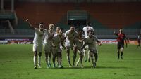 Selebrasi Pemain PSM Makassar Usai Menang 2-1 di Markas Rans FC