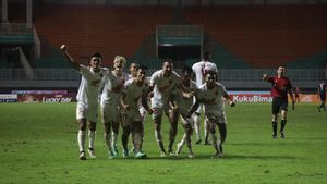 Selebrasi Pemain PSM Makassar Usai Menang 2-1 di Markas Rans FC