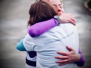 Rekor Dunia! Wanita Lari Nonstop 106 Hari Berturut-turut, Lutut Sempat Retak