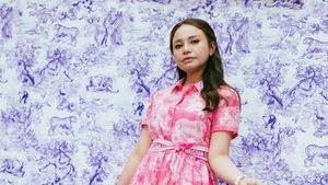 7 Gaya Rossa Pakai Gaun Pink di Acara Dior, Dipuji Mirip Anak SMA