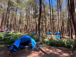 608 Pendaki Hendak Rayakan HUT RI ke-77 Tiba di Puncak Gunung Bawakaraeng