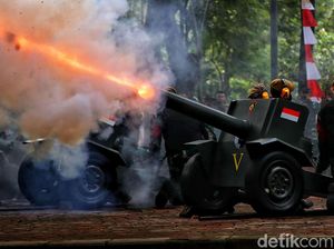 17 Dentuman Meriam Tandai Detik-detik Proklamasi RI