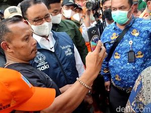 Di Acara Pajak, Anies Diteriaki Calon Presiden Ganteng Banget Sih! Di Acara Pajak, Anies Diteriaki Calon Presiden Ganteng Banget Sih!