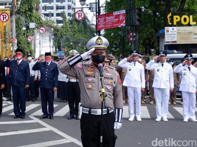 3 Menit untuk Indonesia di Simpang Lima Bandung