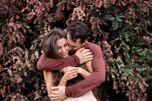 Libra senang memberikan sentilan-sentilan romantis yang menggoda ketika kamu berpacaran dengan lelaki Libra/Foto: freepik.com/freepik