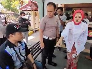 Kasat Lantas Madiun Kota Cekcok dengan Wartawan gegara Istrinya Tersenggol