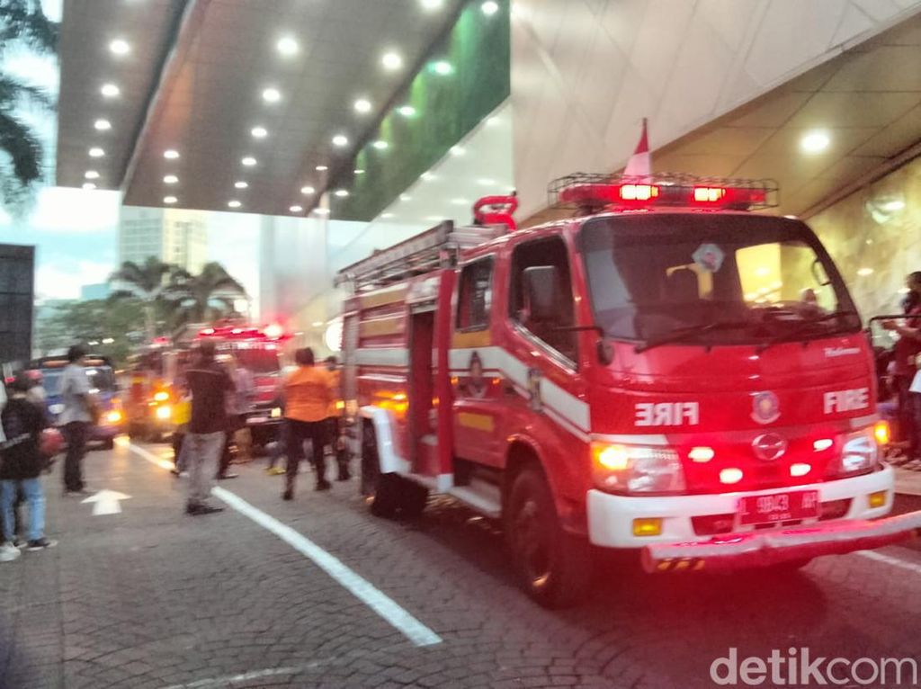 PMK Sebut Kebakaran Kecil di Food Court TP 1 Berasal dari Exhaust Fan