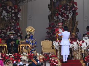 Melihat Lagi Momen-momen Upacara HUT ke-77 RI di Istana Melihat Lagi Momen-momen Upacara HUT ke-77 RI di Istana