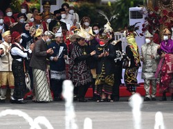 Kesan Menkes dan Jenderal Dudung Ikut Joget Ojo Dibandingke di Istana