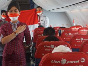 Seisi Pesawat Lion Air Rayakan HUT RI di Ketinggian 30.000 Kaki