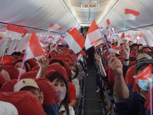 Perayaan HUT ke-77 RI di Ketinggian 30 Ribu Kaki