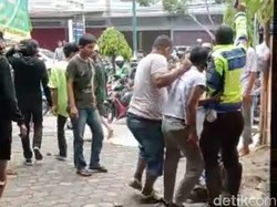 Viral Pelajar Tawuran di Medan Dipukul Warga Pakai Tiang Bendera