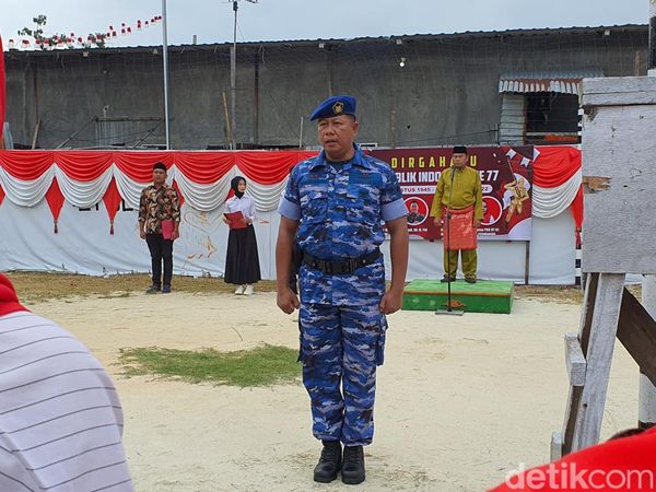Momen Prajurit TNI AU Pimpin Upacara HUT ke-77 RI di Pekanbaru