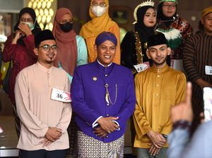 Santri Lirboyo Asal Malaysia-Thailand Ikut Upacara HUT RI di Kota Kediri