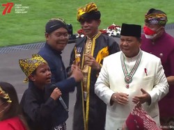 Canda Prabowo Joget Ojo Dibandingke di Depan Jokowi: Beliau Izinkan
