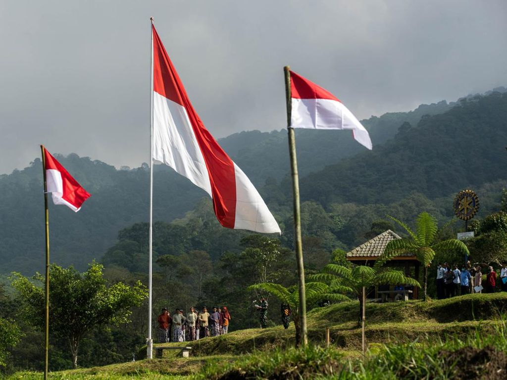 5 Fakta Bendera Merah Putih, Dijahit Fatmawati hingga Dipisah Dua Bagian