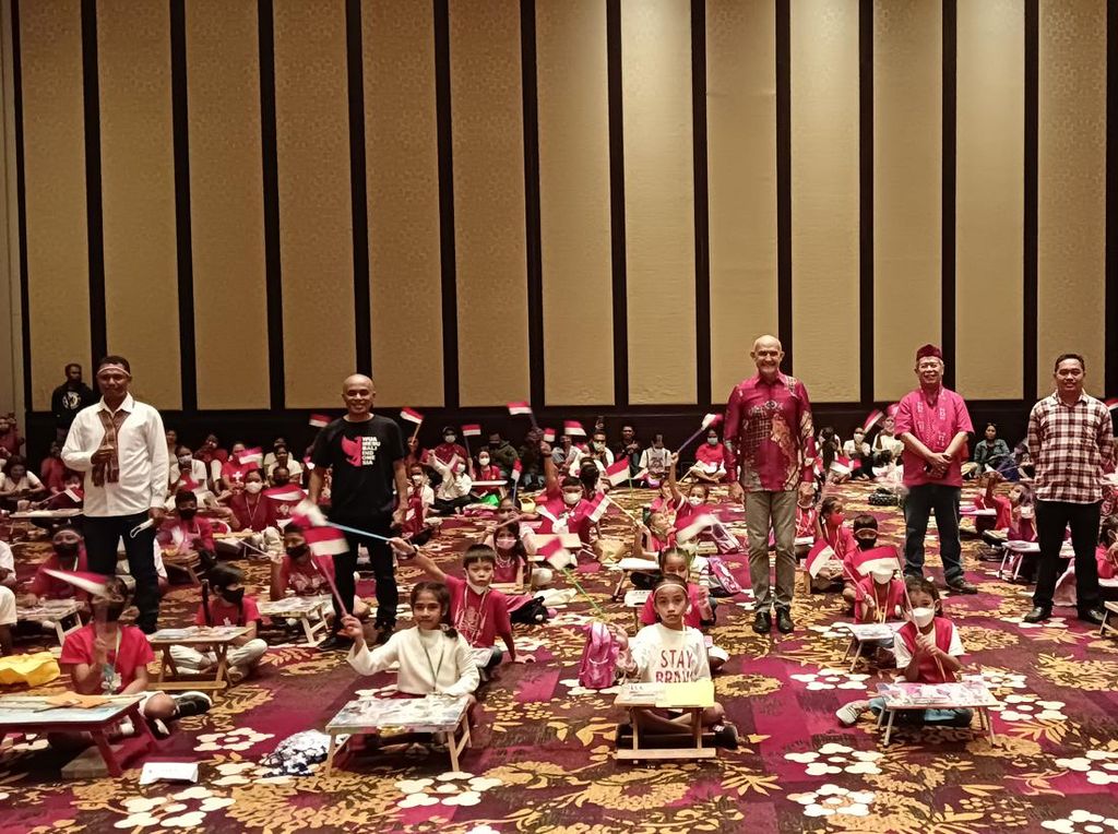 Semarak The Trans Resort Bali Rayakan HUT RI, Anak-anak Lomba Mewarnai Semarak The Trans Resort Bali Rayakan HUT RI, Anak-anak Lomba Mewarnai