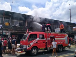 Kebakaran Toko Banten di Bajera Diduga gegara Dupa Sisa Sembahyang