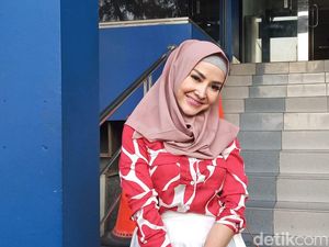 Cynthiara Alona Laporkan Eks Pengacara yang Dituding Curi Barang Miliknya Cynthiara Alona Laporkan Eks Pengacara yang Dituding Curi Barang Miliknya