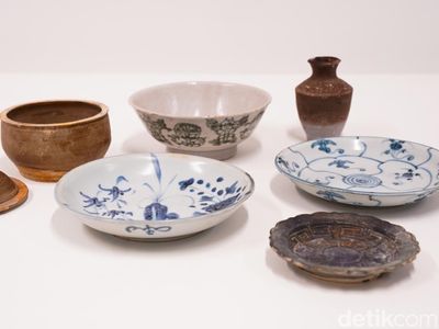 Rupa Harta Karun Titanic Indonesia yang Dikembalikan Australia