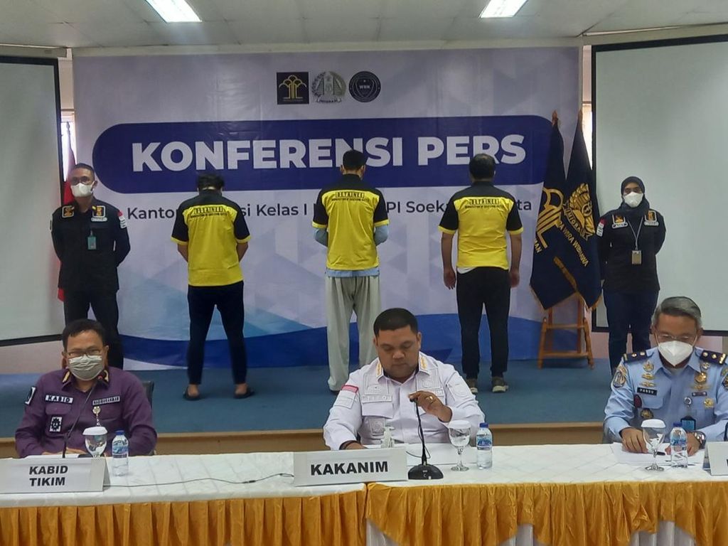 3 WN Pakistan Palsukan Visa, Mengaku Ingin Bisnis Minyak Sawit di RI 3 WN Pakistan Palsukan Visa, Mengaku Ingin Bisnis Minyak Sawit di RI