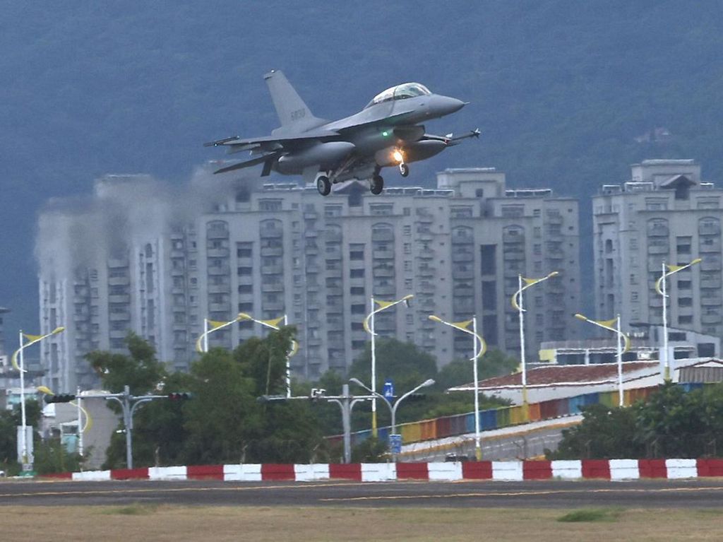 39 Pesawat Militer China Masuk Zona Pertahanan, Taiwan Kirim Jet Tempur