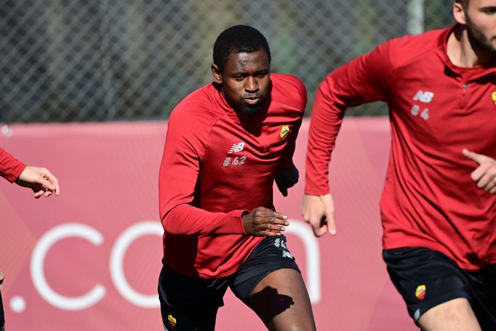 ROME, ITALY - FEBRUARY 03: AS Roma player Amadou Diawara during training session on February 03, 2022 in Rome, Italy. (Photo by Luciano Rossi/AS Roma via Getty Images)