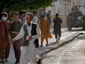 3 Fakta Ngeri Ledakan Bom di Masjid Kabul hingga Jatuh Korban Jiwa 3 Fakta Ngeri Ledakan Bom di Masjid Kabul hingga Jatuh Korban Jiwa