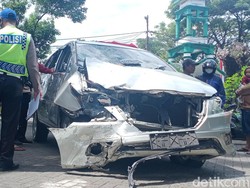 Mobil Dirusak Massa di Kampus UMI Makassar Ternyata Hasil Begal