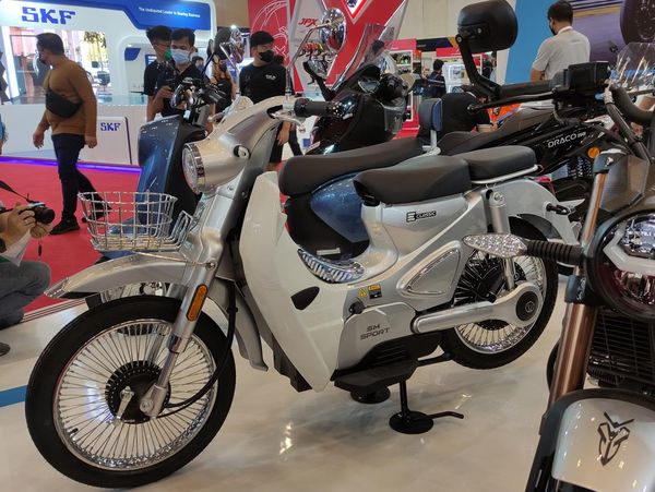 Motor Bebek Listrik Ini Dilepas Rp 34 Jutaan, Mau?